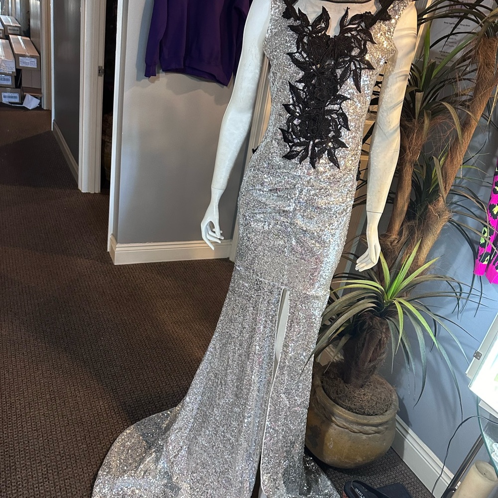 Beautiful formal dress silver and black sequin